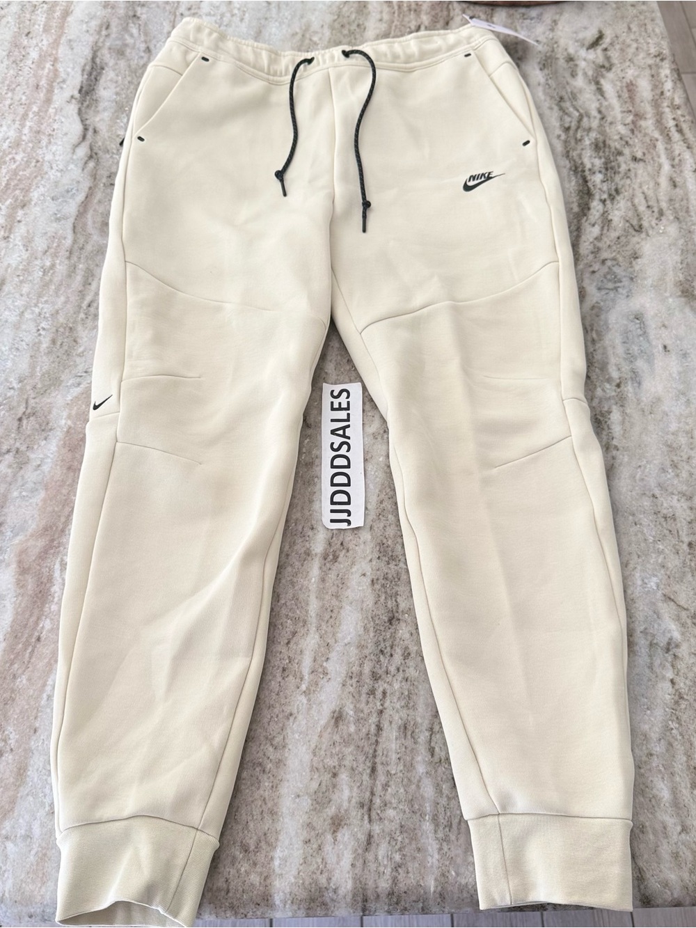 Nike Sportswear Tech Fleece Joggers Pants Light Khaki HV0959-234 Men’s NWT